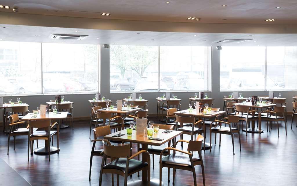 Best Western London Heathrow Ariel Hotel Хейс Ресторант снимка