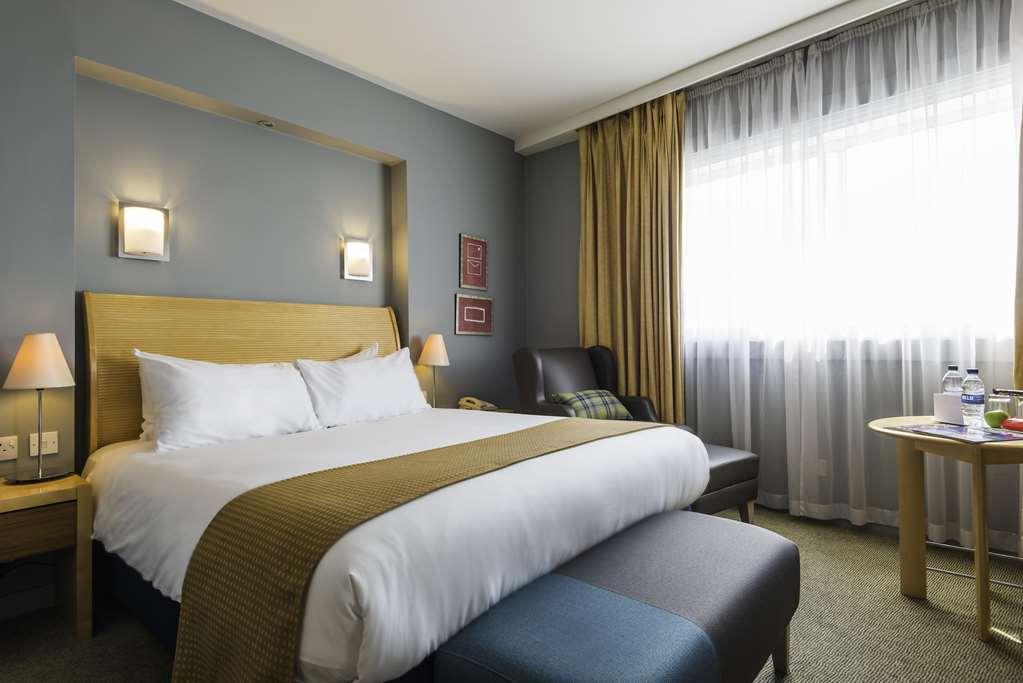 Best Western London Heathrow Ariel Hotel Хейс Стая снимка